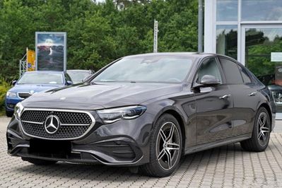 Mercedes Klasa E 300 e 4-Matic AMG