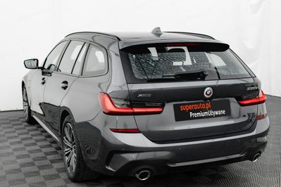 BMW Seria 3 330e xDrive M Sport sport-aut
