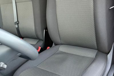 Volkswagen Transporter 2.0 TDI L2H1