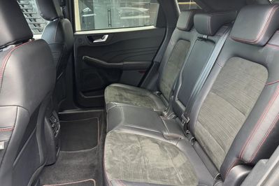 Ford Kuga 2.5 PHEV FWD ST-Line X