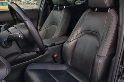 Lexus UX 250h Business Edition 2WD