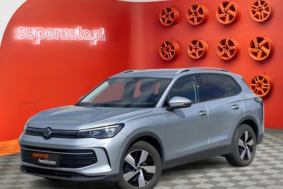 Volkswagen Tiguan eTSI Elegance DSG