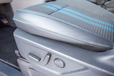 Ford Tourneo Custom L1H1 PHEV Sport AT