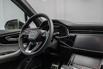 Audi Q7 60 TFSI e quattro S Line