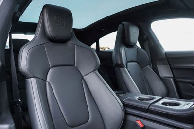 Porsche Taycan 4S