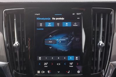 Volvo V90 T6 AWD Plug-In Hybrid Plus Bright aut