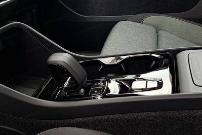 Volvo XC40 B3 Plus Dark