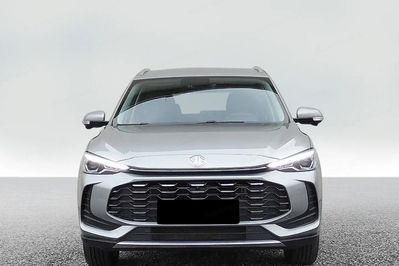 MG ZS 1.5 HEV+ Exclusive aut