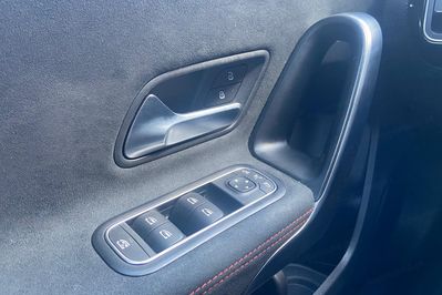 Mercedes Klasa A 200 AMG Line 7G-DCT