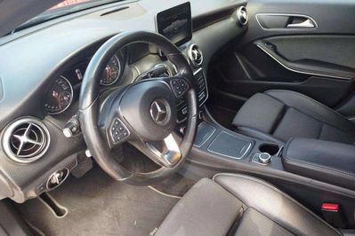 Mercedes Klasa A 180 7G-DCT