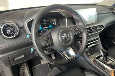 MG HS 1.5 T-GDI Excite DCT