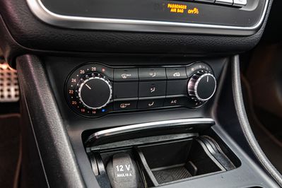 Mercedes CLA 220 4-Matic