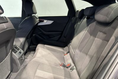 Audi A4 35 TFSI S tronic