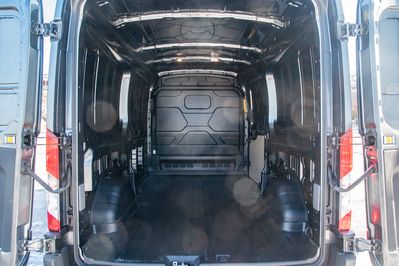 Ford Transit 350 L3H2 Trend A8