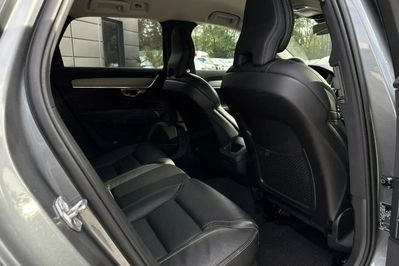 Volvo V90 Cross Country D5 AWD Pro