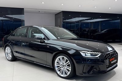 Audi A4 35 TFSI mHEV S Line S tronic