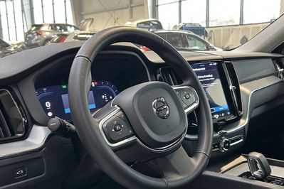 Volvo XC60 B5 B AWD Plus Bright