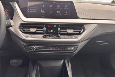 BMW Seria 1 118i Advantage