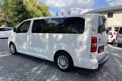 Toyota Proace Verso Long L2H1 Business AT