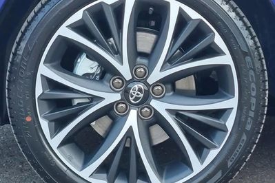 Toyota Yaris Style 1.5 Hybrid