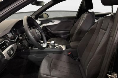 Audi A4 40 TFSI mHEV Advanced S tronic