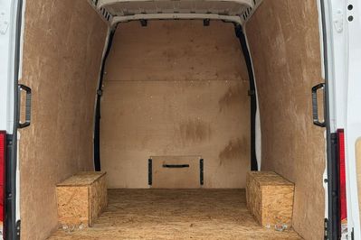 Iveco Daily 35S18 V (16m3) Zabudowa Brygadowa