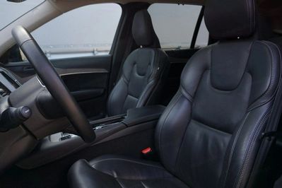 Volvo XC90 T8 AWD Plug-In Hybrid Ultimate Dark 7os aut