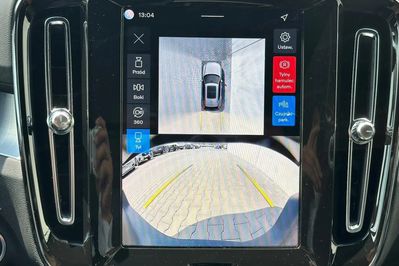 Volvo XC40 B3 Plus Dark
