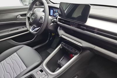 Jeep Avenger Overland 4xe 1.2 T3 mHEV eDCT6