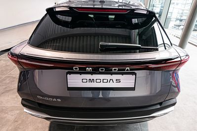 Omoda 5 1.5 T-GDI Hybrid Premium DHT