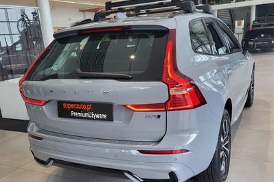 Volvo XC60 B5 B AWD Plus Dark