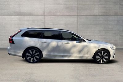 Volvo V90 T6 AWD Plug-In Hybrid Plus Dark aut