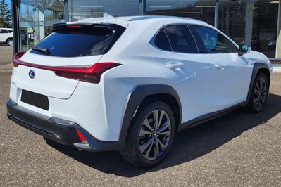 Lexus UX 300h F Sport Design Hybrid Dynamic Force