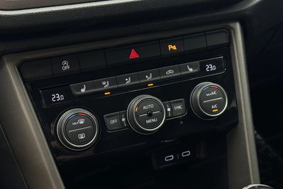 Volkswagen T-Roc 1.0 TSI Advance