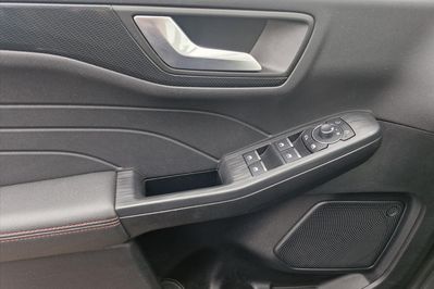 Ford Kuga FHEV FWD ST-Line