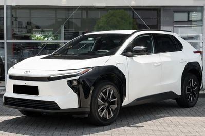 Toyota bZ4X Style EV AWD