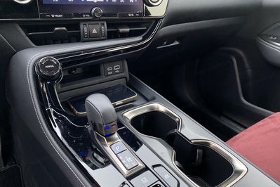 Lexus NX 350h Elegance 2WD