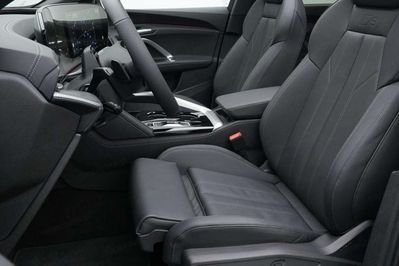 Audi Q5 TFSI  quattro S tronic