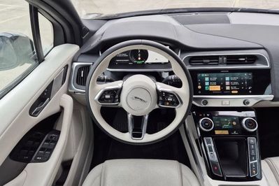Jaguar I-Pace EV400 AWD R-Dynamic SE