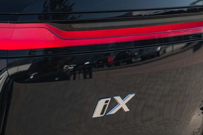 BMW iX xDrive45 M Sport