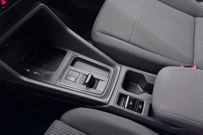 Volkswagen Caddy osobowy L1H1 AT