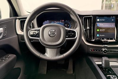 Volvo XC60 B4 B Plus Dark aut
