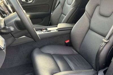Volvo V60 B4 Plus Dark