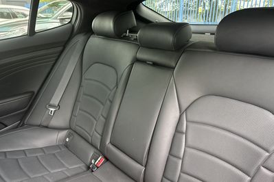 Kia Stinger GT 3.3 T-GDI V6  AWD