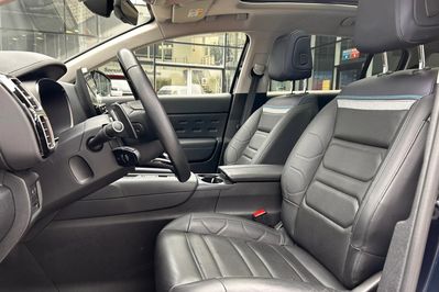 Citroen C5 Aircross 1.6 PHEV PureTech Shine FWD EAT8