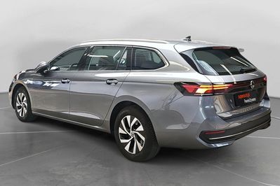 Volkswagen Passat 1.5 TSI  DSG