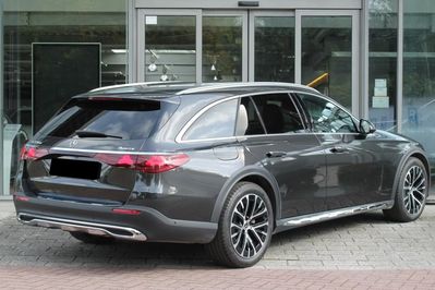 Mercedes E Klasa 220 d  4-Matic All-Terrain Avantgarde Estate