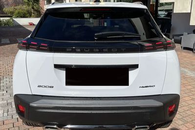 Peugeot 2008 Allure e-DCS 1.2 mHEV
