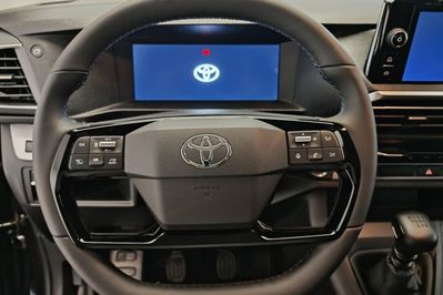 Toyota Proace Verso Long Business 2.0 Diesel
