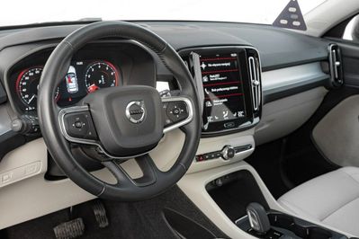 Volvo XC40 B4 B Momentum